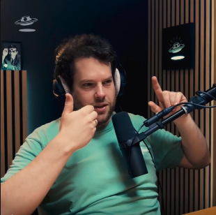 Florentin mit eyebrowcut.png