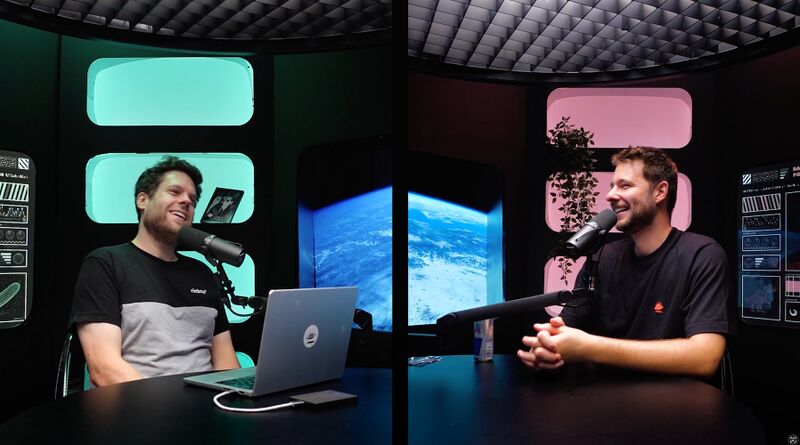 Datei:VUFO472 Summer Garden.jpeg