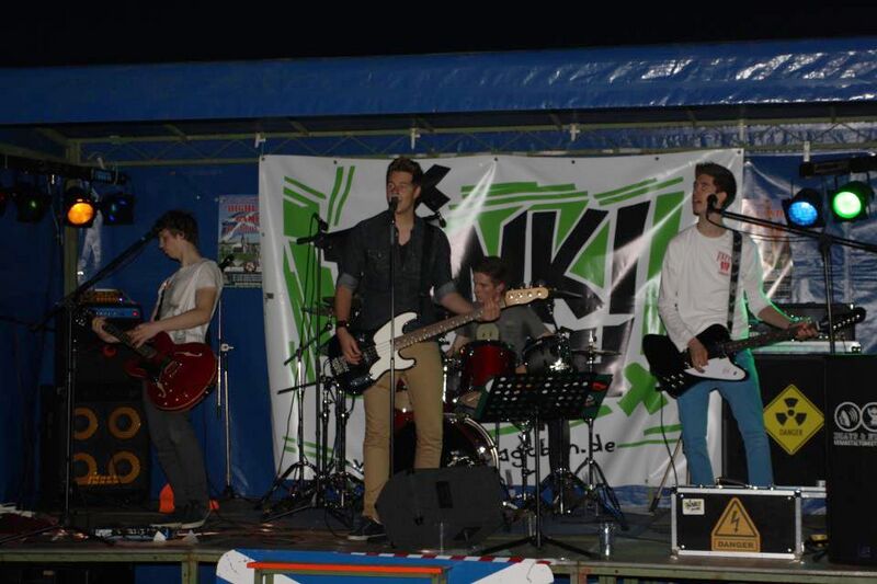 Datei:Binki sagt Buh.jpg