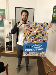 Das Podcast Ufo Power Poster